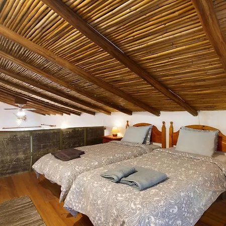Casa Delfim - Casa Verde&azul Szálloda